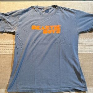 Vintage Beastie Boys Tee - size Medium